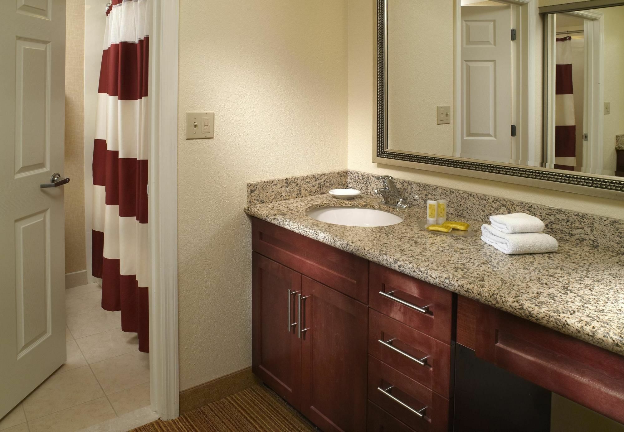 Sonesta Es Suites Nashville Брентуд Екстериор снимка